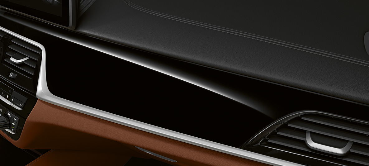 Interiørlister BMW 5-serie Sedan G30 Individual interiør Interiørlister BMW 5-serie Sedan Individual G30 Facelift 2020 interiør cockpit