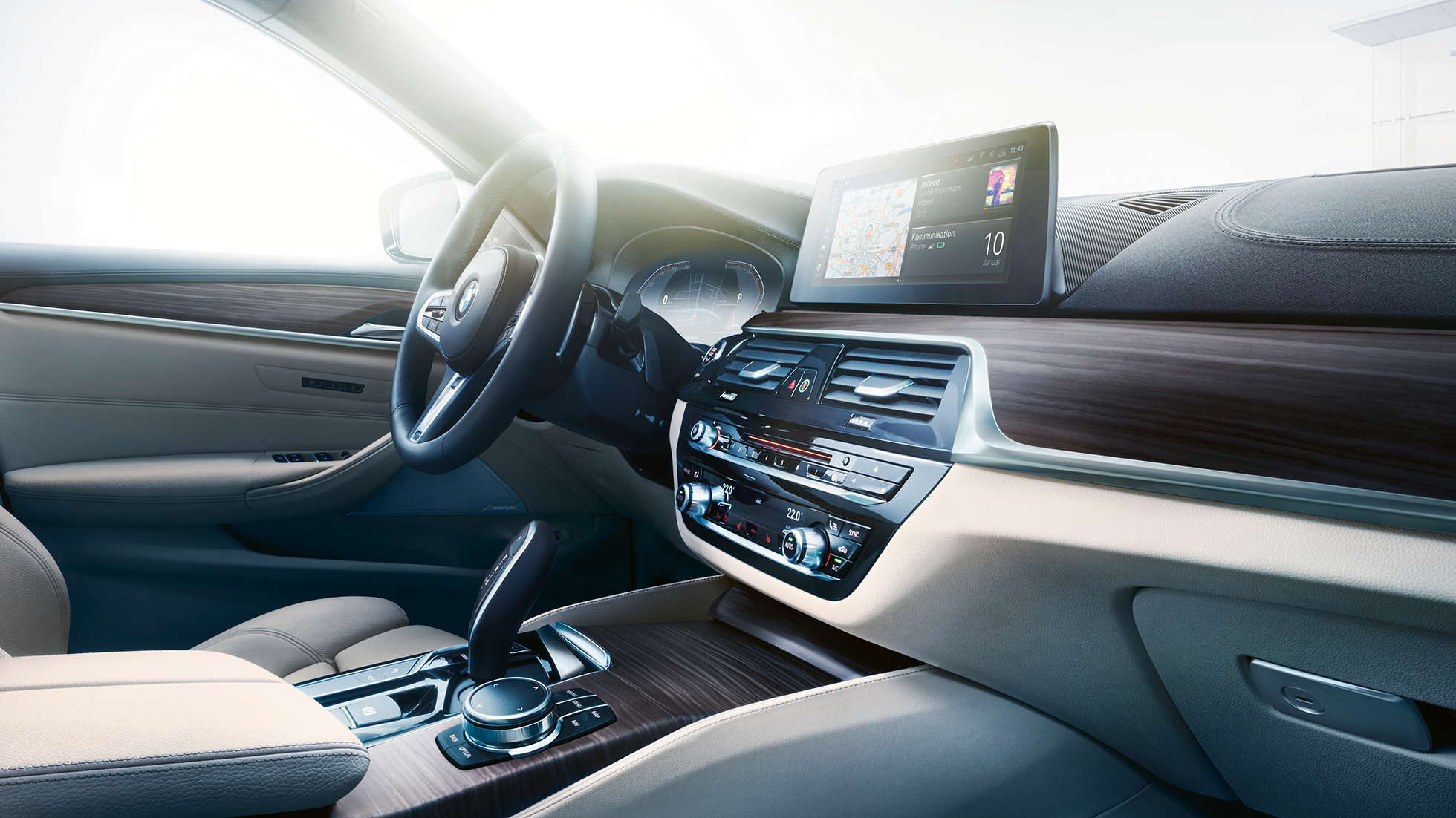 Assistentsystemer i BMW 5-serie Touring Assistentsystemer BMW 5-serie Touring højdepunkter 530d xDrive Touring G31 Mediterranean Blue Metallic cockpit