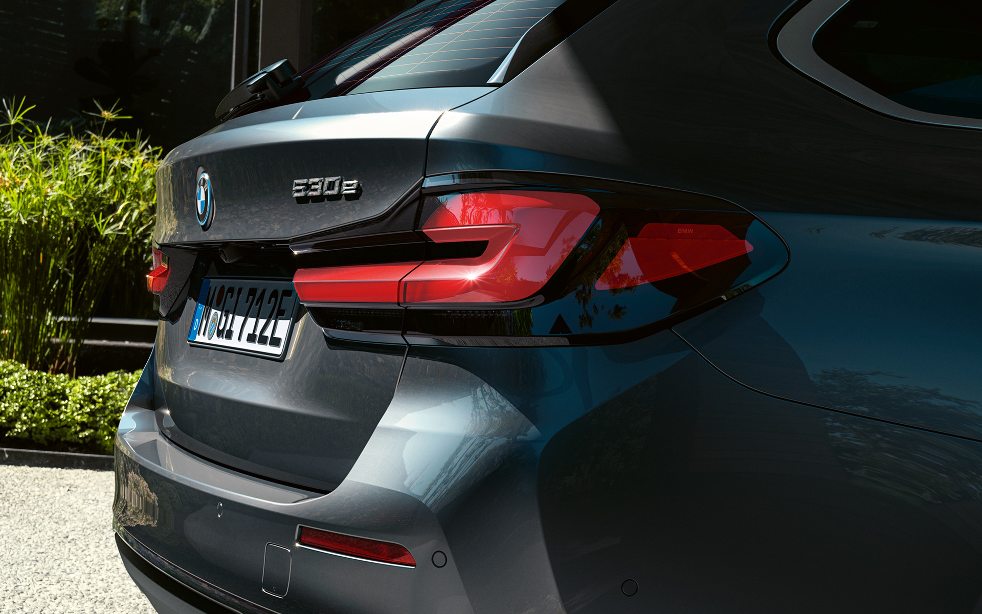 Baglygter i 3D-form BMW 5-serie Touring G31 LCI Baglygter i 3D-form BMW 5-serie Touring G31 Facelift 2020 Sophisto Grey nærbillede af bagende