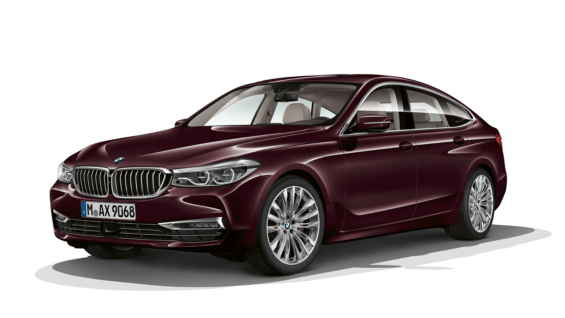 BMW 6-serie Gran Turismo G32 Luxury Line set forfra let drejet BMW 6-serie Gran Turismo G32 2017 Luxury Line Royal Burgundy Red set forfra let drejet