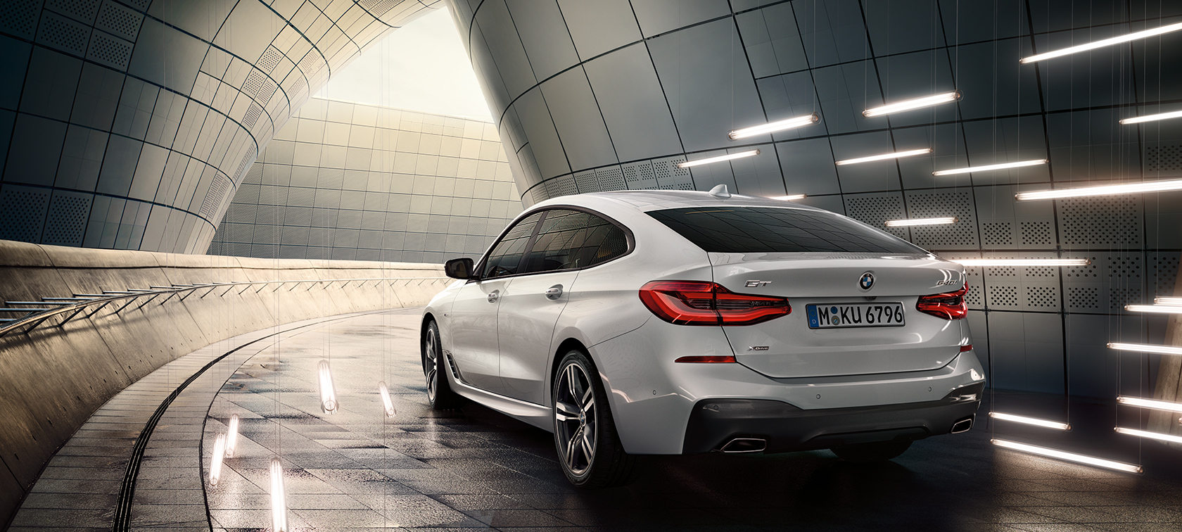 BMW 6-serie Gran Turismo G32 set bagfra let drejet BMW 6-serie Gran Turismo G32 2017 Mineral White Metallic set bagfra let drejet
