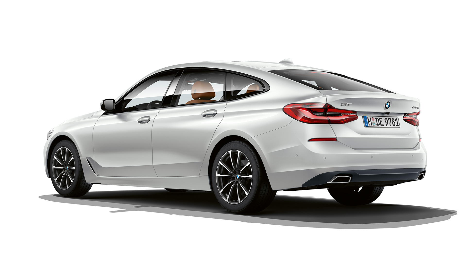 Bagende BMW 6-serie Gran Turismo standardkonfiguration G32 2020 BMW 6-serie Gran Turismo G32 620d 2020 standardkonfiguration Mineral White Metallic set bagfra let drejet