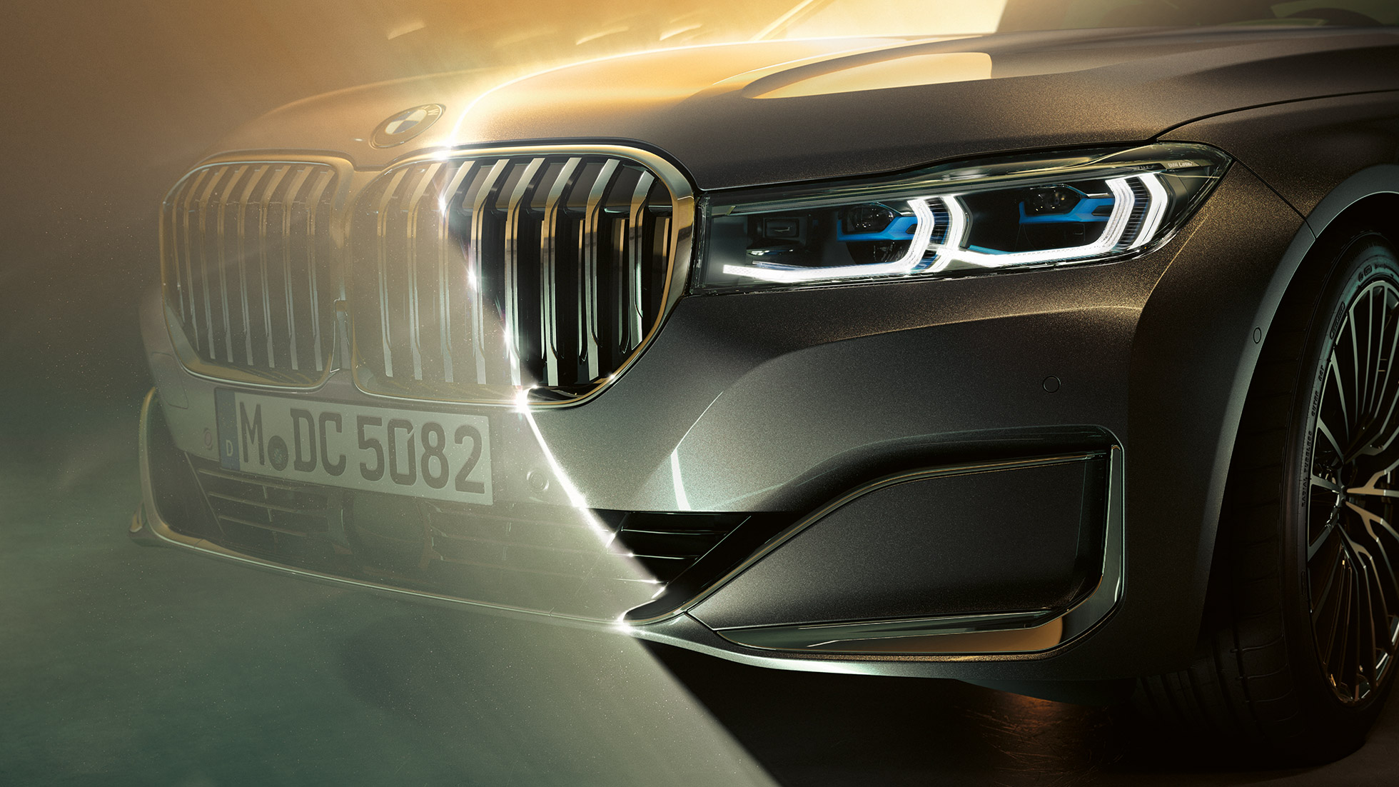 BMW 7-serie Sedan , nyre og laserlys BMW 7-serie Sedan Nærbillede af fronten med stor nyre og laserlys