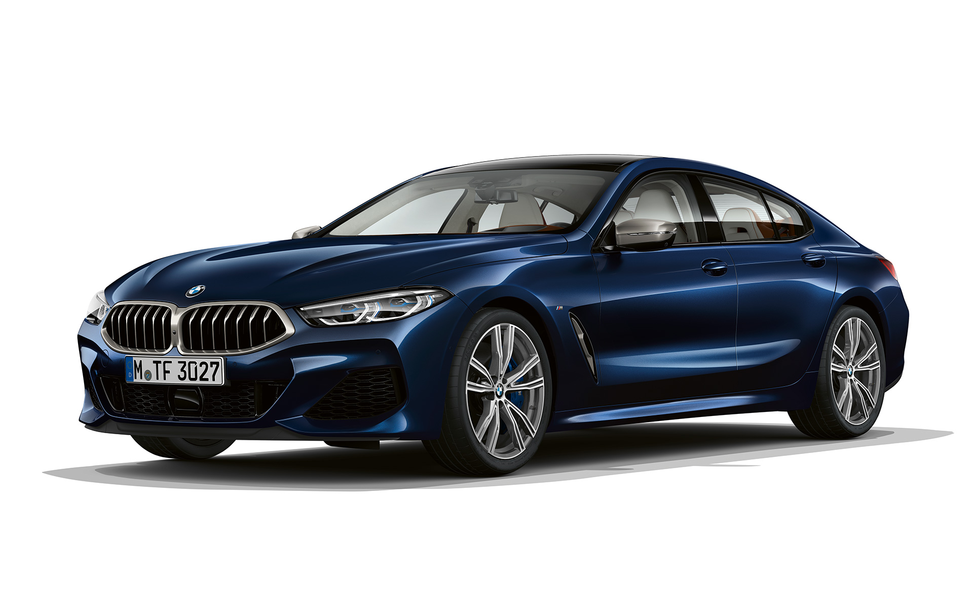 Individual Sophistication set forfra let drejet BMW 8-serie Gran Coupé, Individual Sophistication set forfra let drejet