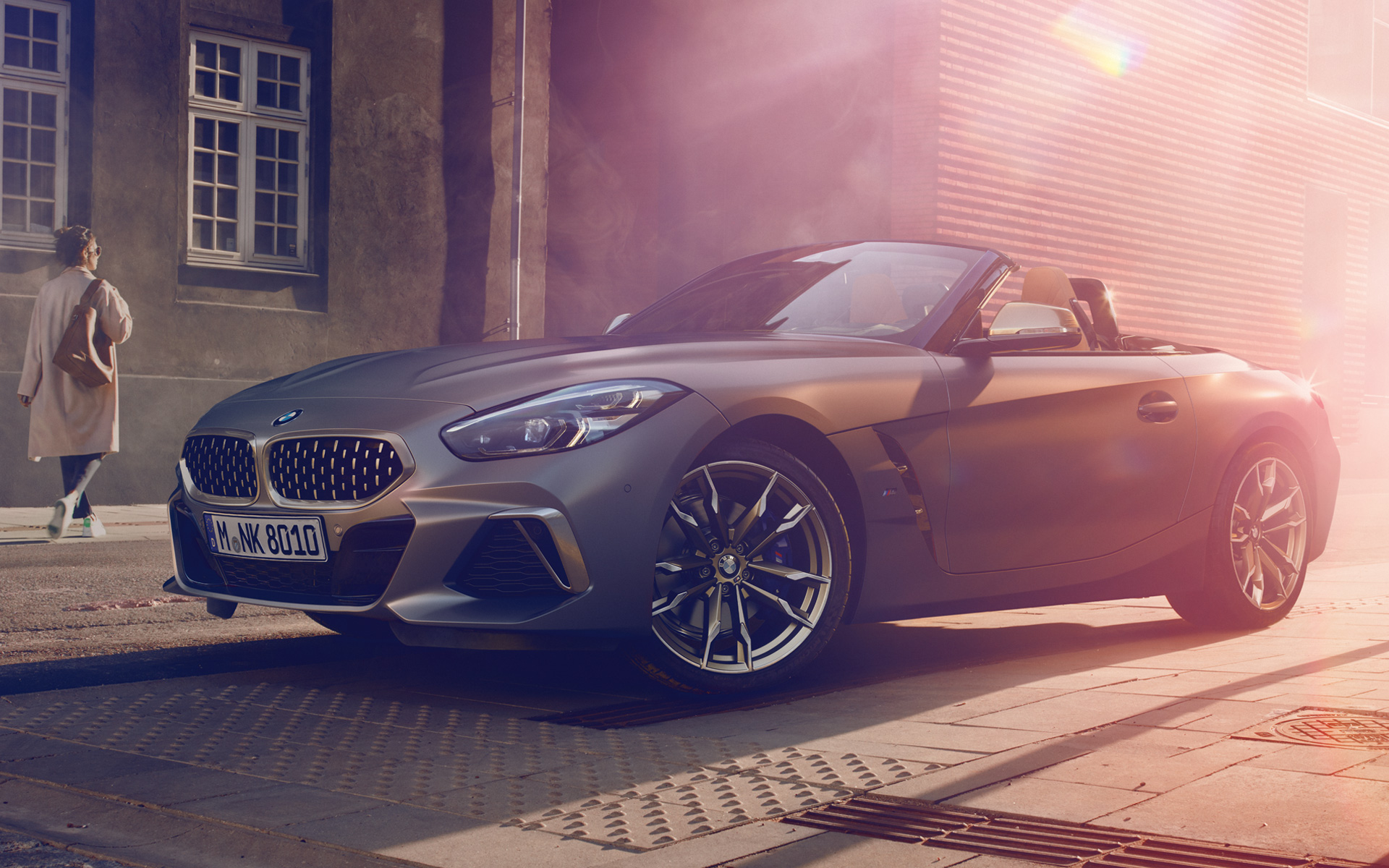 BMW Z4 M40i Roadster G29 2019 BMW Individual Frozen Grey metallic set forfra let drejet