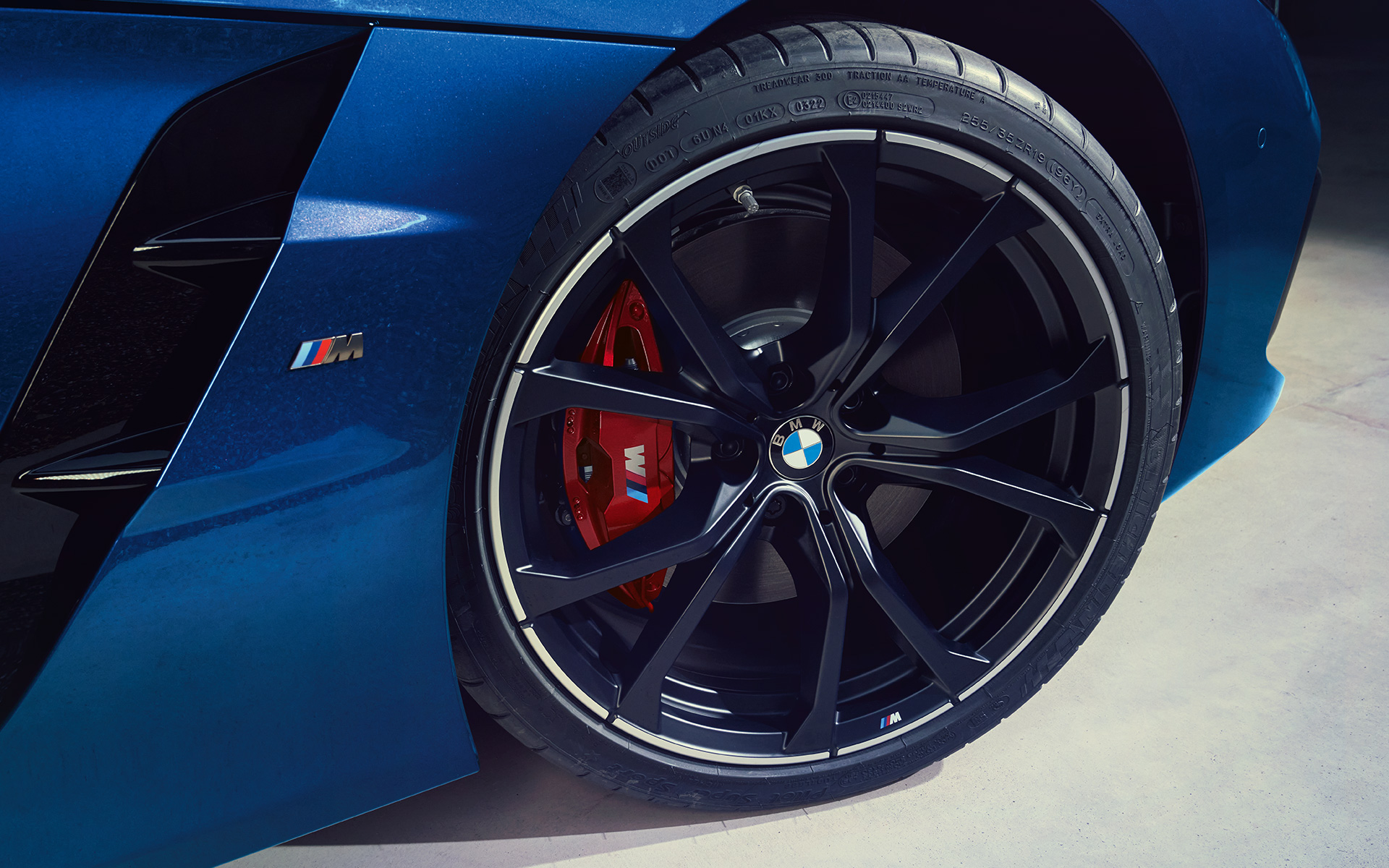 BMW Z4 M40i G29 2022 Portimaoblå, rørhale