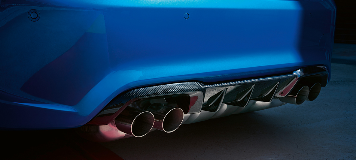 Hækdiffusor BMW M2 CS Hækdiffusor BMW M2 CS F87 Misano Blue Metallic nærbillede