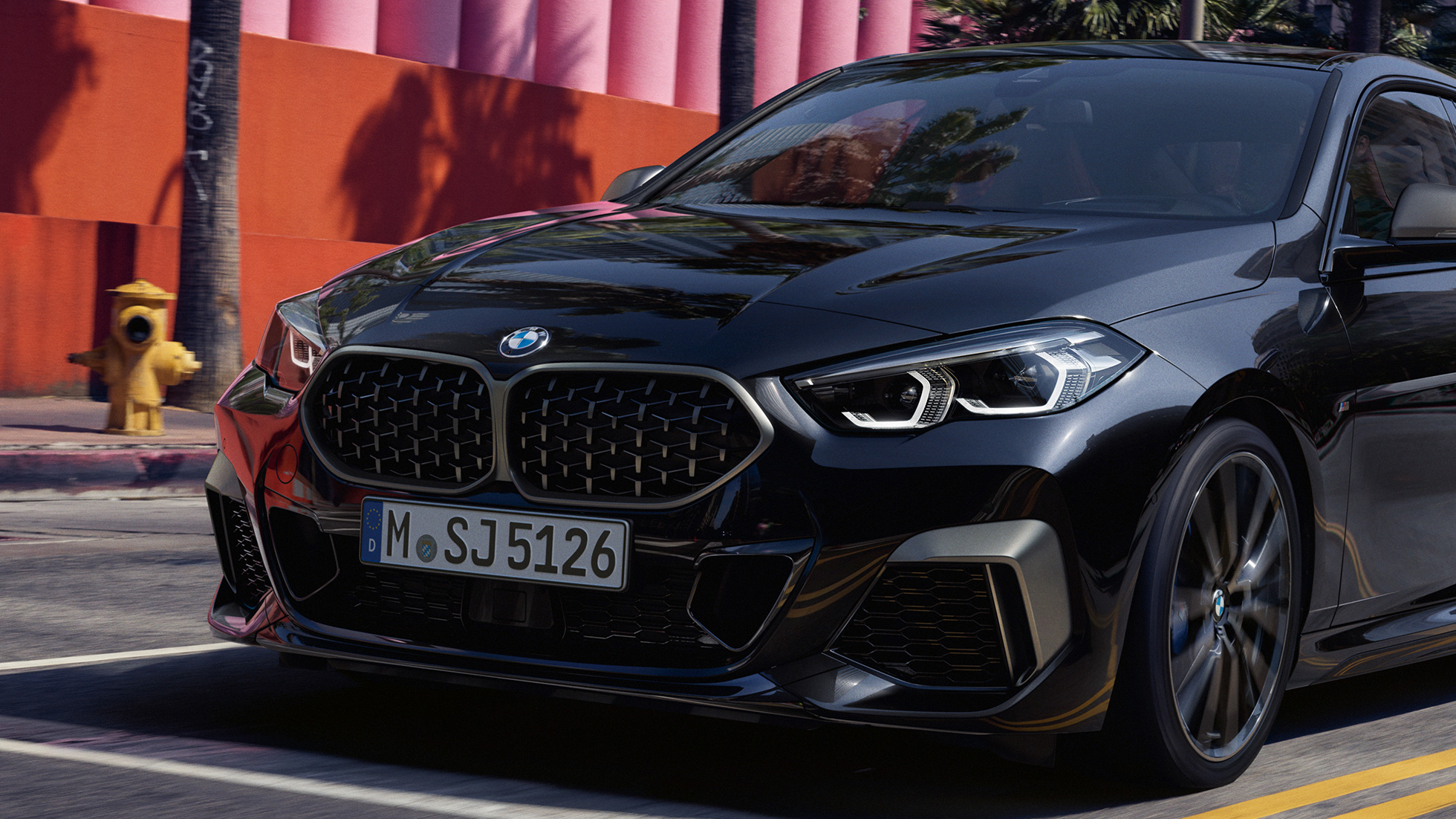 Udvendigt design BMW M235i xDrive Gran Coupé Udvendigt design BMW M235i xDrive Gran Coupé 2020 Black Sapphire metallic F44 set forfra