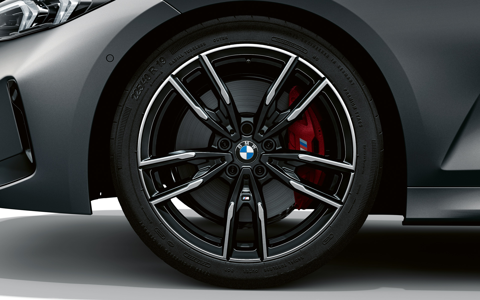 19'' M letmetalhjul med dobbelteger 792 M Bicolor Jetblack BMW M340i xDrive Sedan G20 BMW M340i xDrive Sedan G20 BMW Individual Frozen Pure Grey metallic 19'' M letmetalhjul med dobbelteger 792 M Bicolor Jetblack