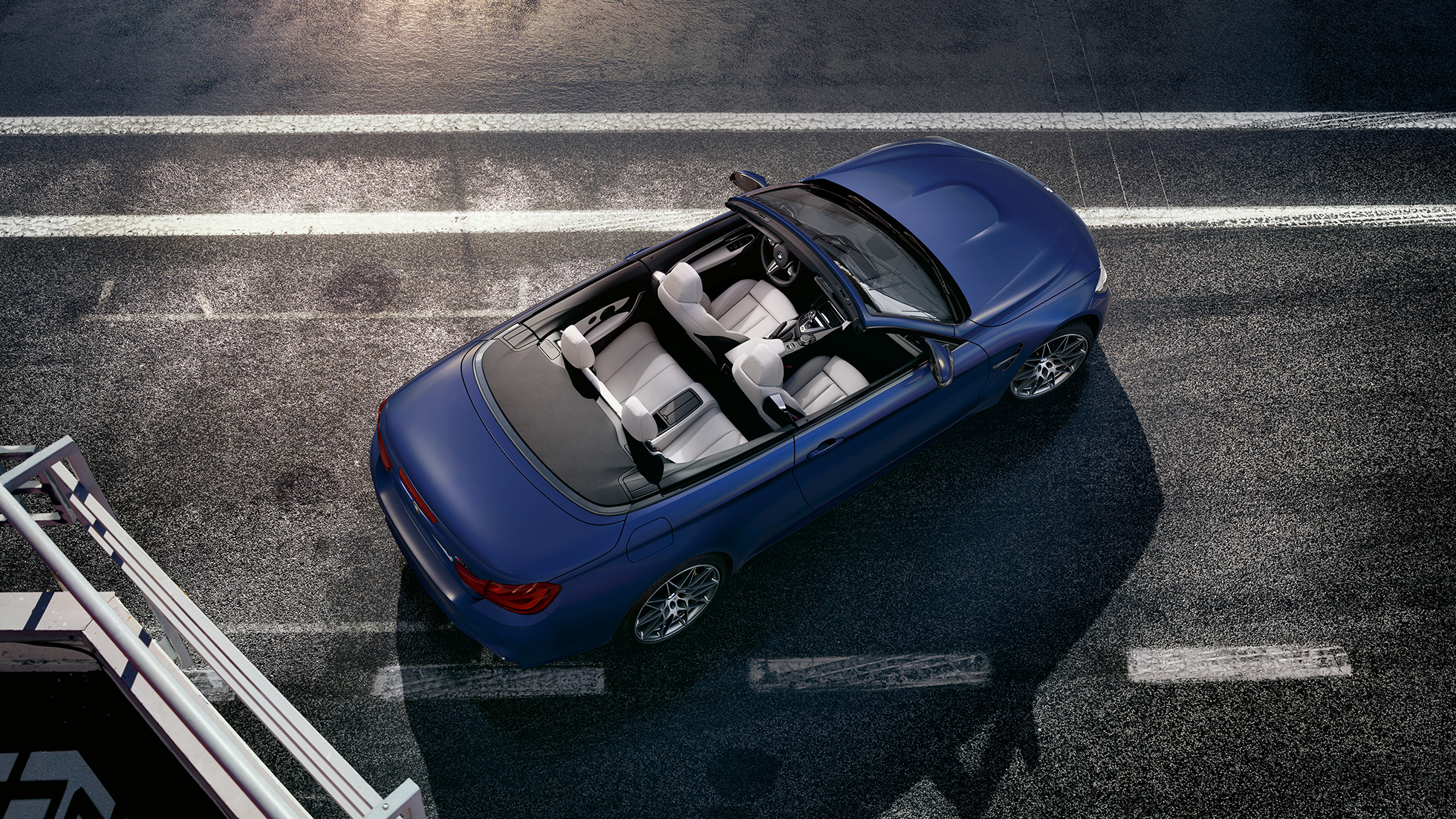 BMW M4 Cabriolet, hardtop BMW M4 Cabriolet, design, set ovenfra, kaleche, hardtop