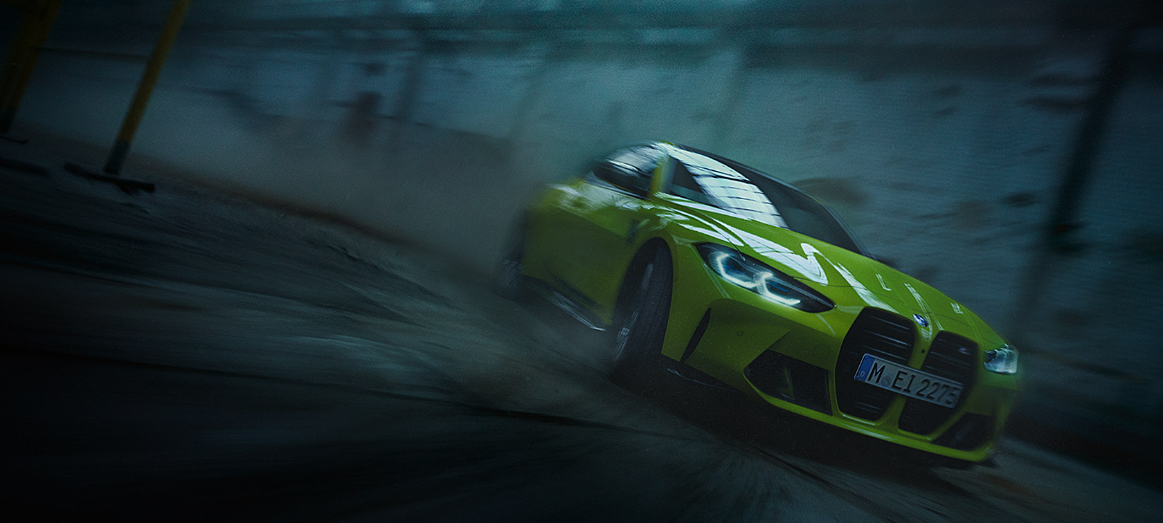 BMW M4 CSL G82 BMW Individual speciallakering Frozen Brooklyn Grey metallic set forfra let drejet kørende