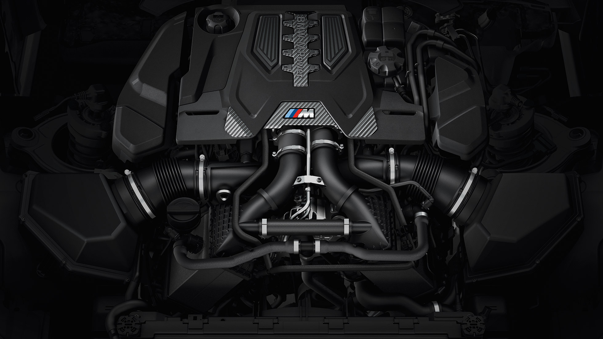8-cylindret M TwinPower Turbo-benzinmotor. BMW M5 Competition motor med M afdækning.
