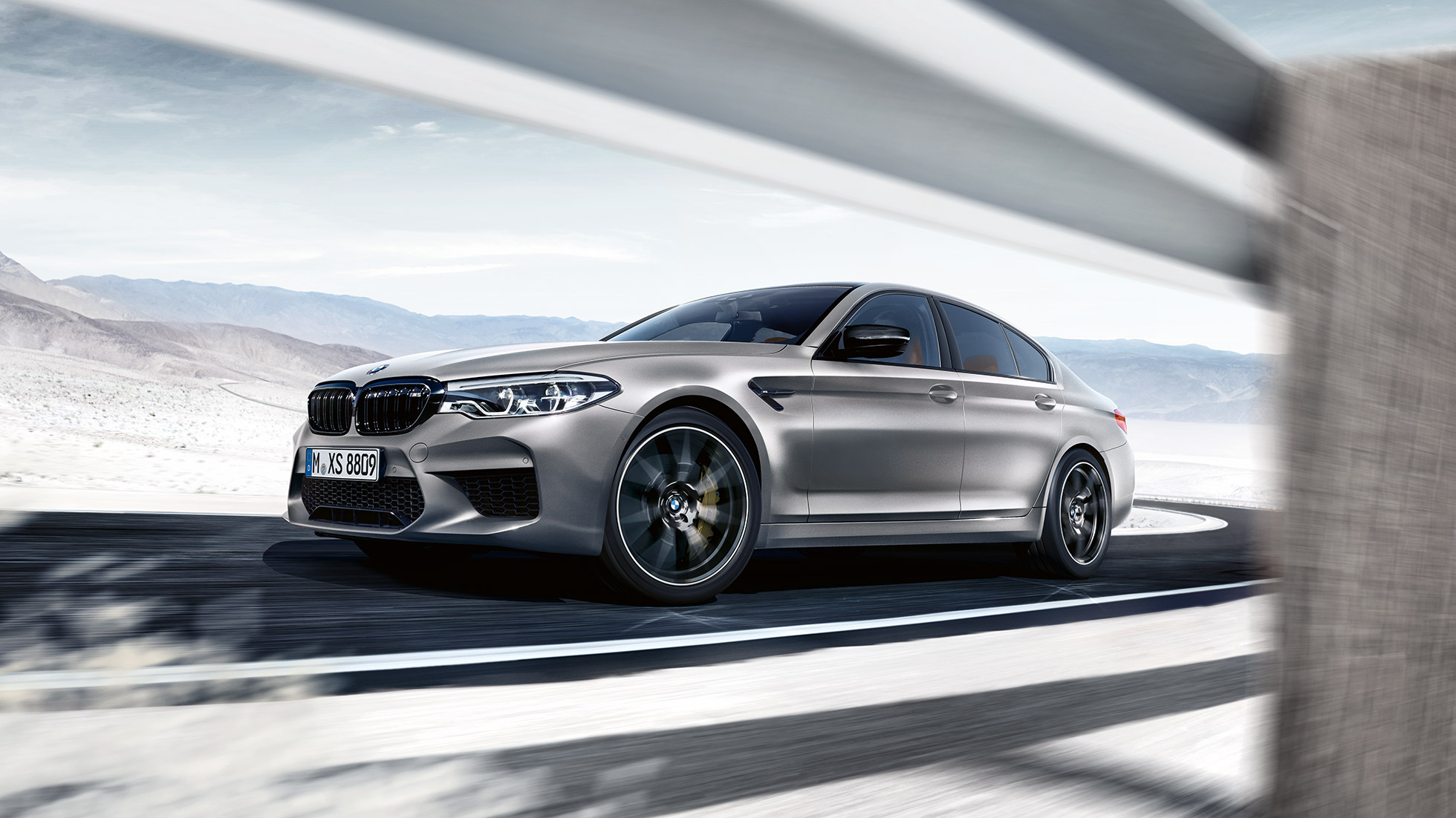 Letmetalfælge. BMW M5 Competition-design set fra siden.