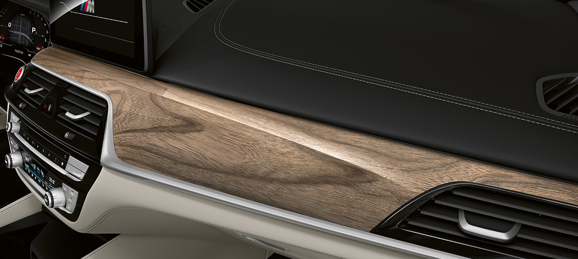 BMW Individual BMW M5 Sedan F90 2020 BMW Individual interiørlister i ædeltræ Sen Light Brown BMW Individual BMW M5 Sedan F90 LCI Facelift 2020 BMW Individual interiørlister i ædeltræ Sen Light Brown Kabine