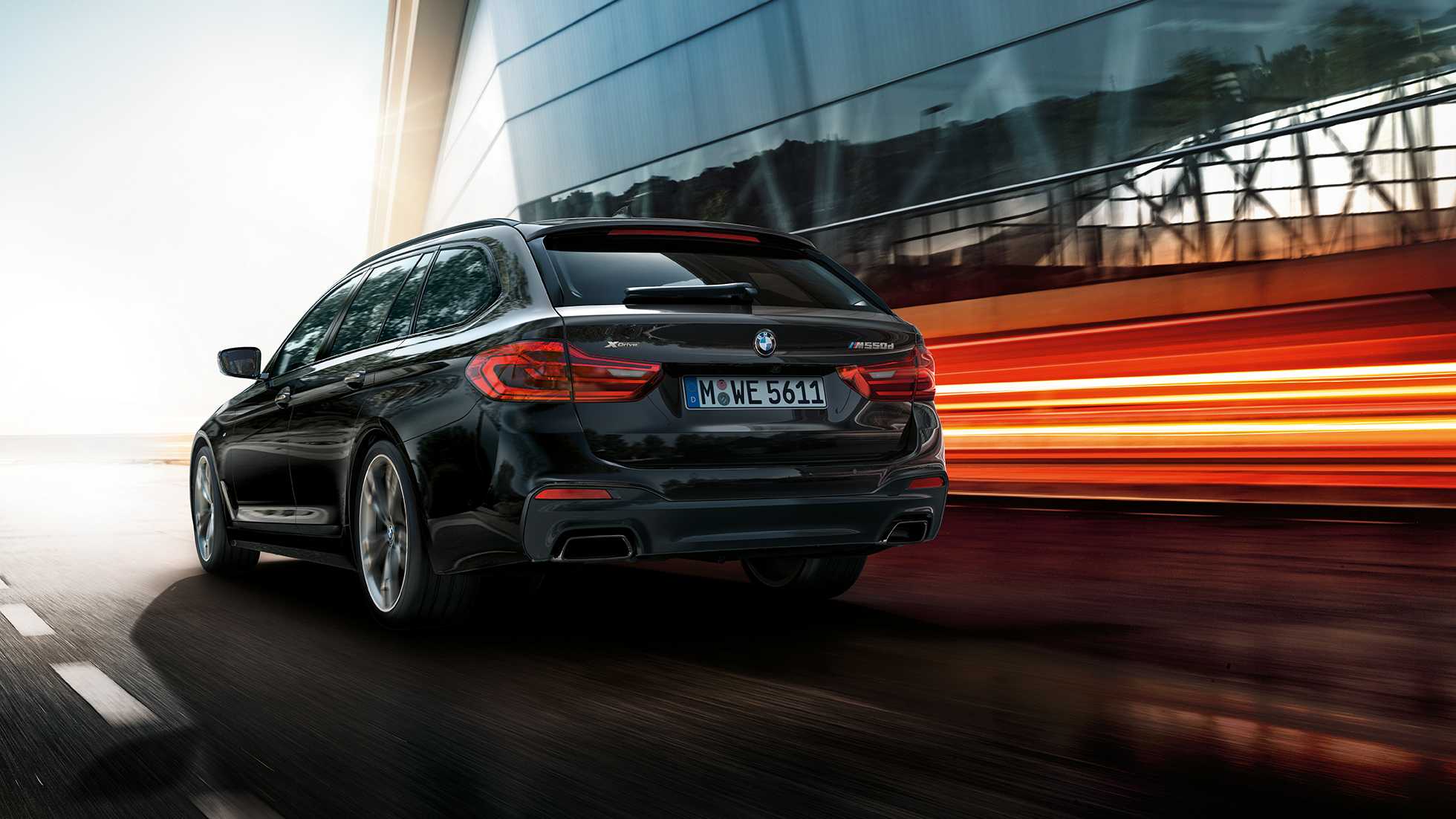 Set bagfra let drejet BMW M550d xDrive Touring BMW M550d xDrive Touring G31 Azurit Black Metallic set bagfra let drejet