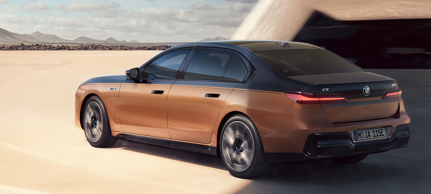 Video køredynamik BMW i7 M70 xDrive Sedan G70 BMW i7 M70 xDrive Sedan G70 video køredynamik