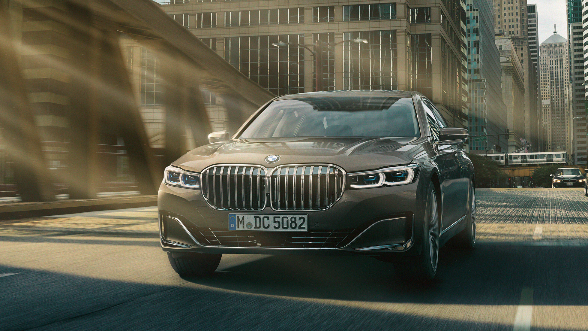 Køredynamik BMW M760Li xDrive Sedan, køredynamik