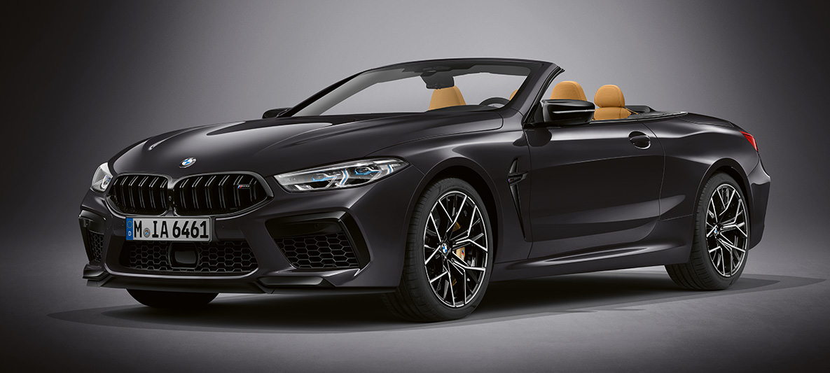 BMW Individual M8 Cabriolet i BMW Individual Brands Hatch Grey. BMW Individual M8 Cabriolet i BMW Individual Brands Hatch Grey set forfra let drejet.