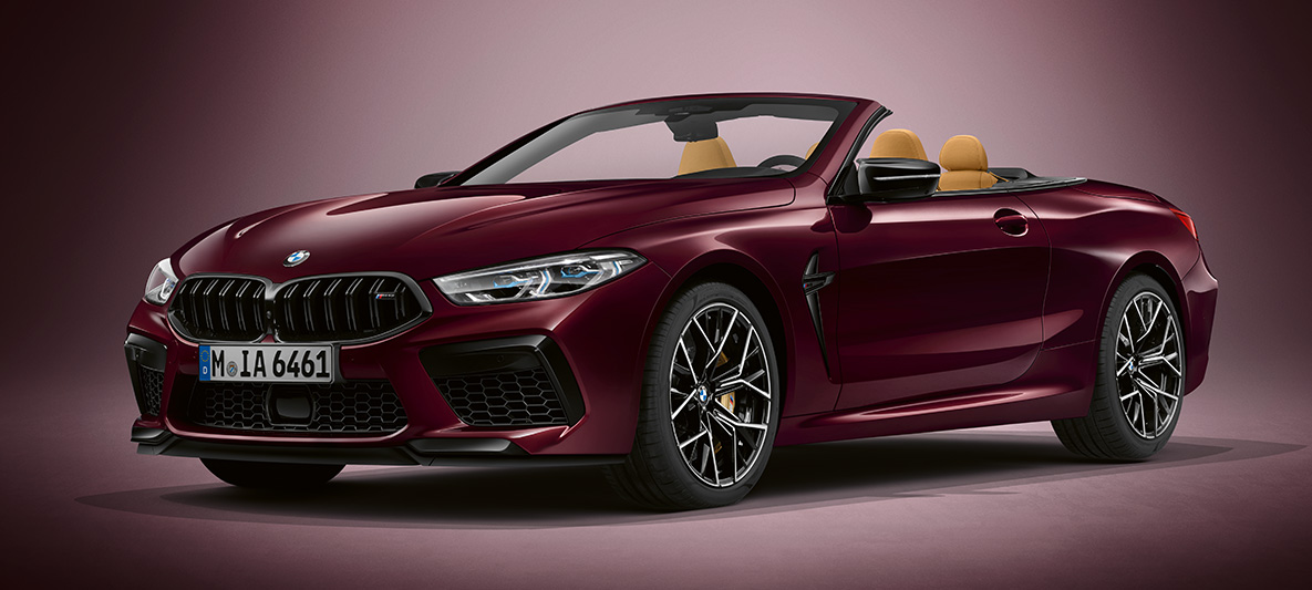 BMW Individual M8 Cabriolet i BMW Individual Ametrine metallic. BMW Individual M8 Cabriolet i BMW Individual Ametrine metallic set forfra let drejet.
