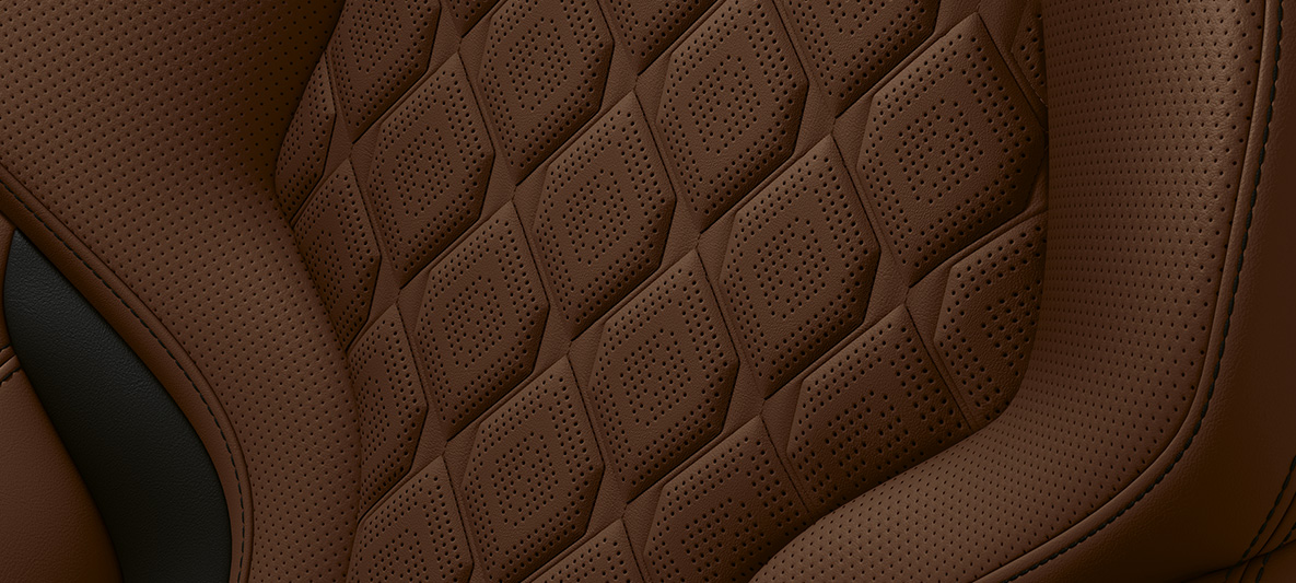 'Merino'-læder Taruma Brown. BMW Individual M8 Cabriolet, interiør med 'Merino'-læder Taruma Brown.