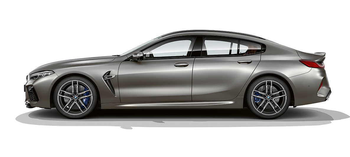 BMW M8 Gran Coupé set fra siden BMW M8 Gran Coupé F93 2020 BMW Individual Frozen Dark Silver set fra siden
