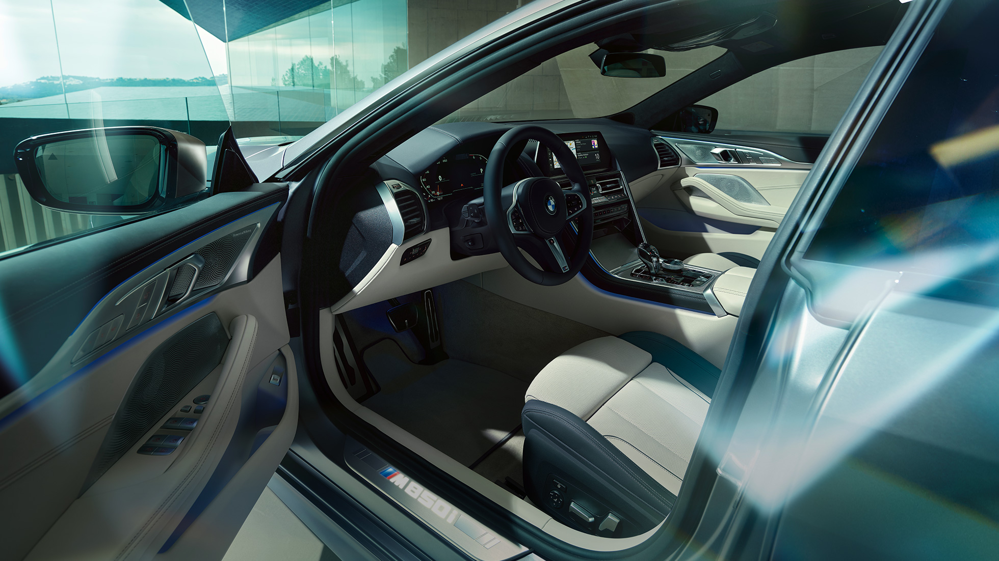 Cockpit BMW M850i xDrive Gran Coupé Cockpit BMW M850i xDrive Gran Coupé kabine G16 2019