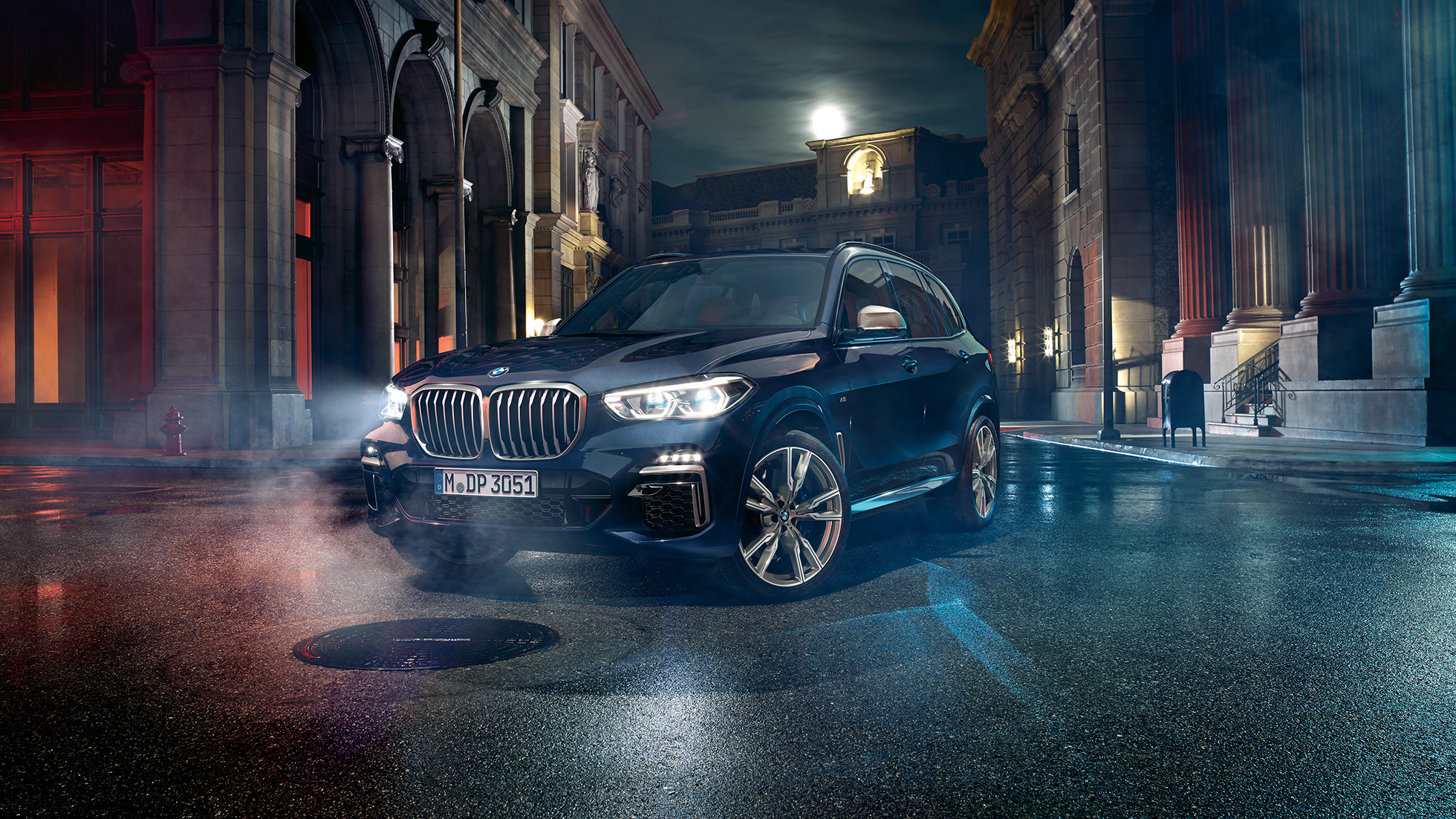 Udvendigt design BMW X5 M50i og M50d Udvendigt design BMW X5 M50i og M50d G05 set forfra let drejet