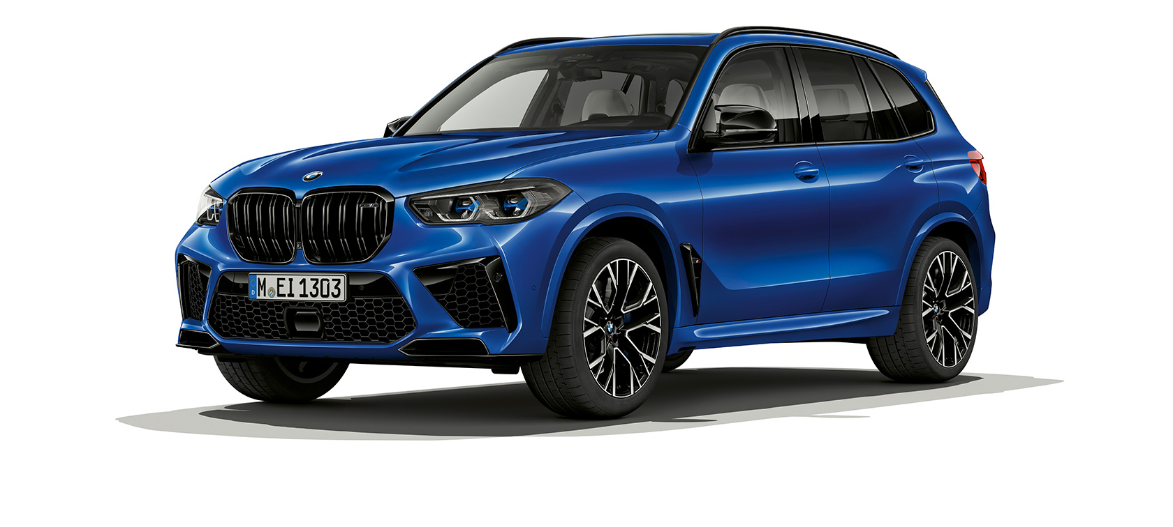 BMW X5 M Competition set forfra let drejet F95 BMW X5 M Competition F95 2020 SUV Marina Bay Blue metallic set forfra let drejet