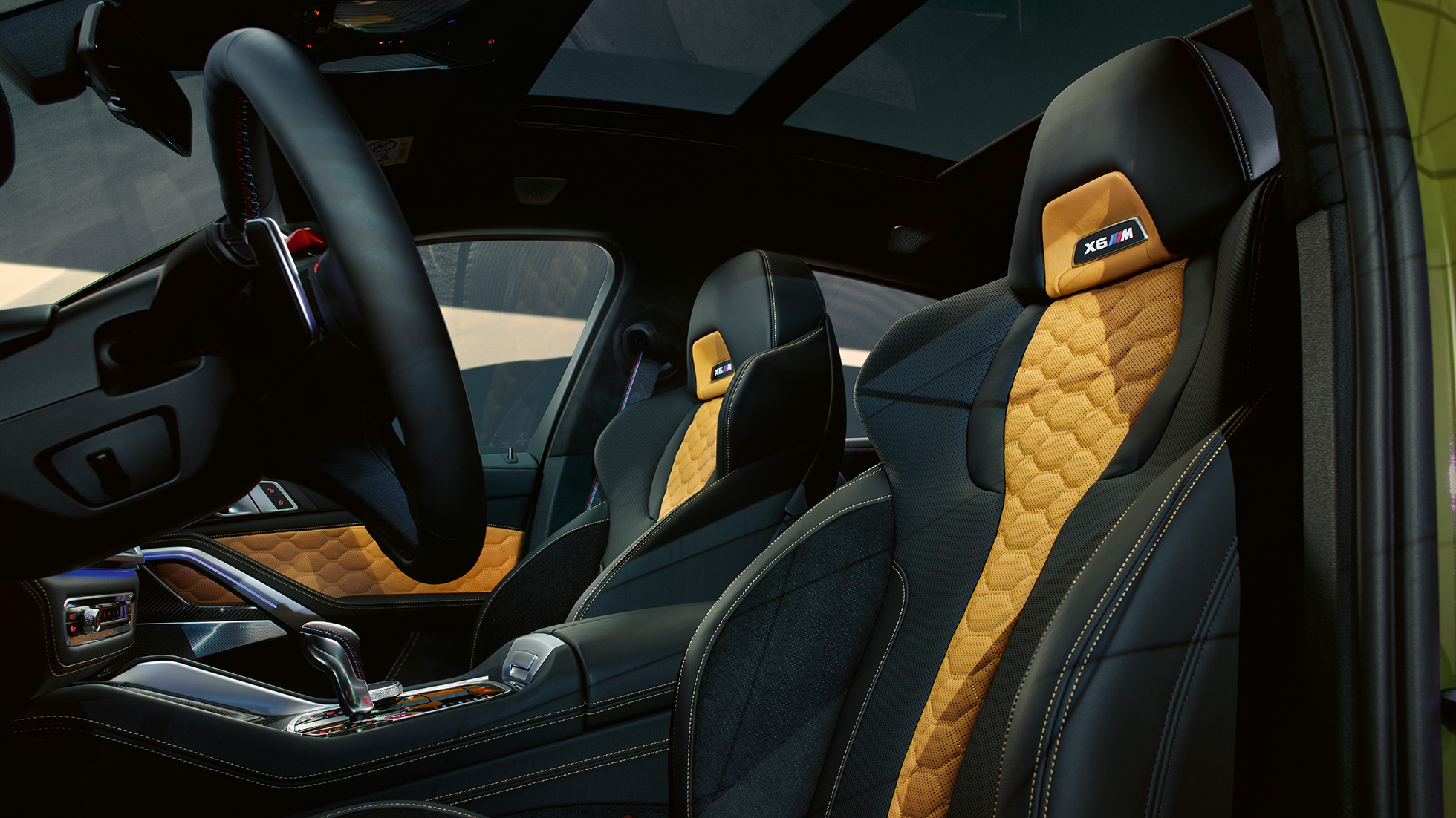 M multifunktionssæder BMW X6 M Competition M multifunktionssæder BMW X6 M Competition F96 2020 interiør