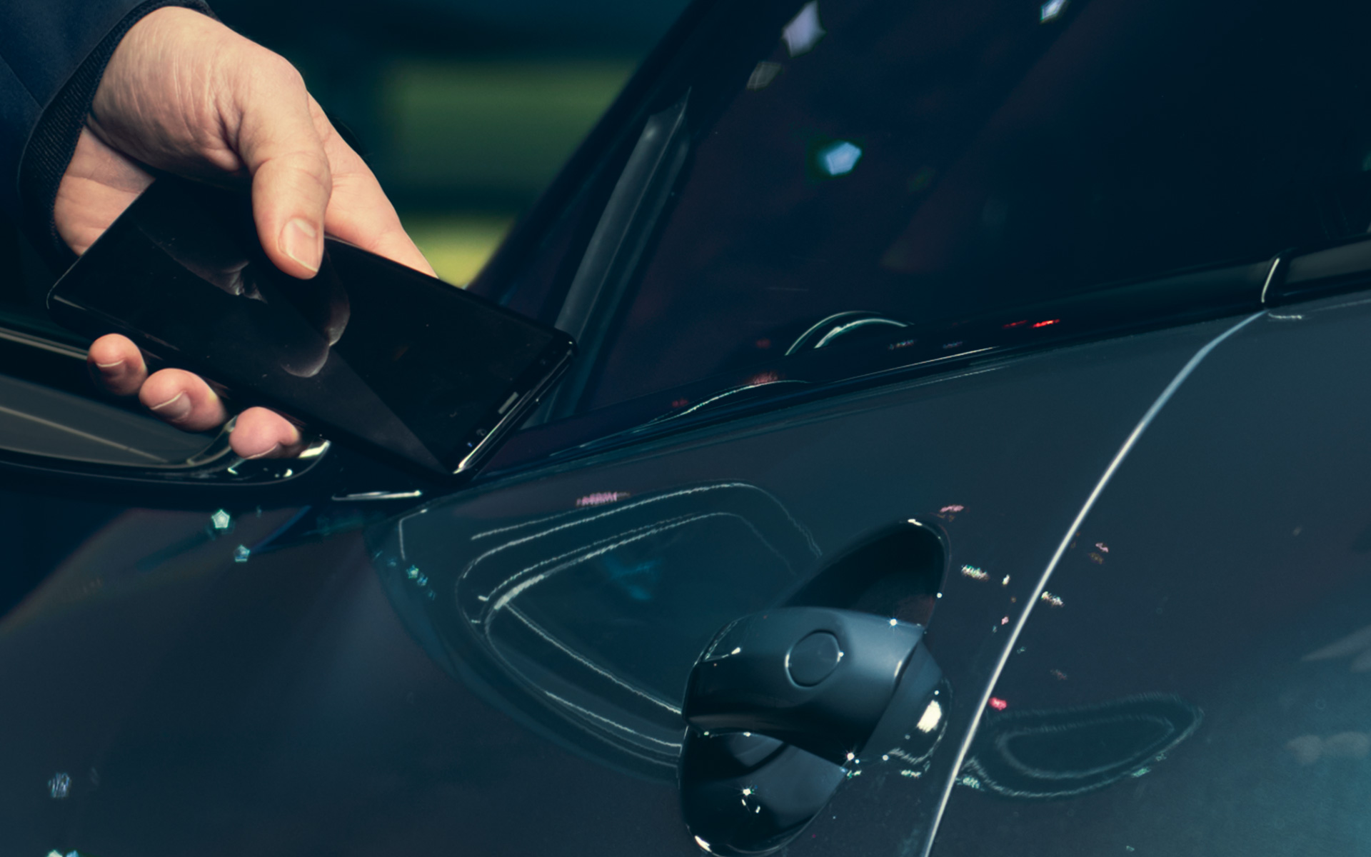 BMW X7 M50i M50d G07 2019 Digital Key smartphone nærbillede BMW X7 M50i M50d G07 2019 Digital Key smartphone nærbillede