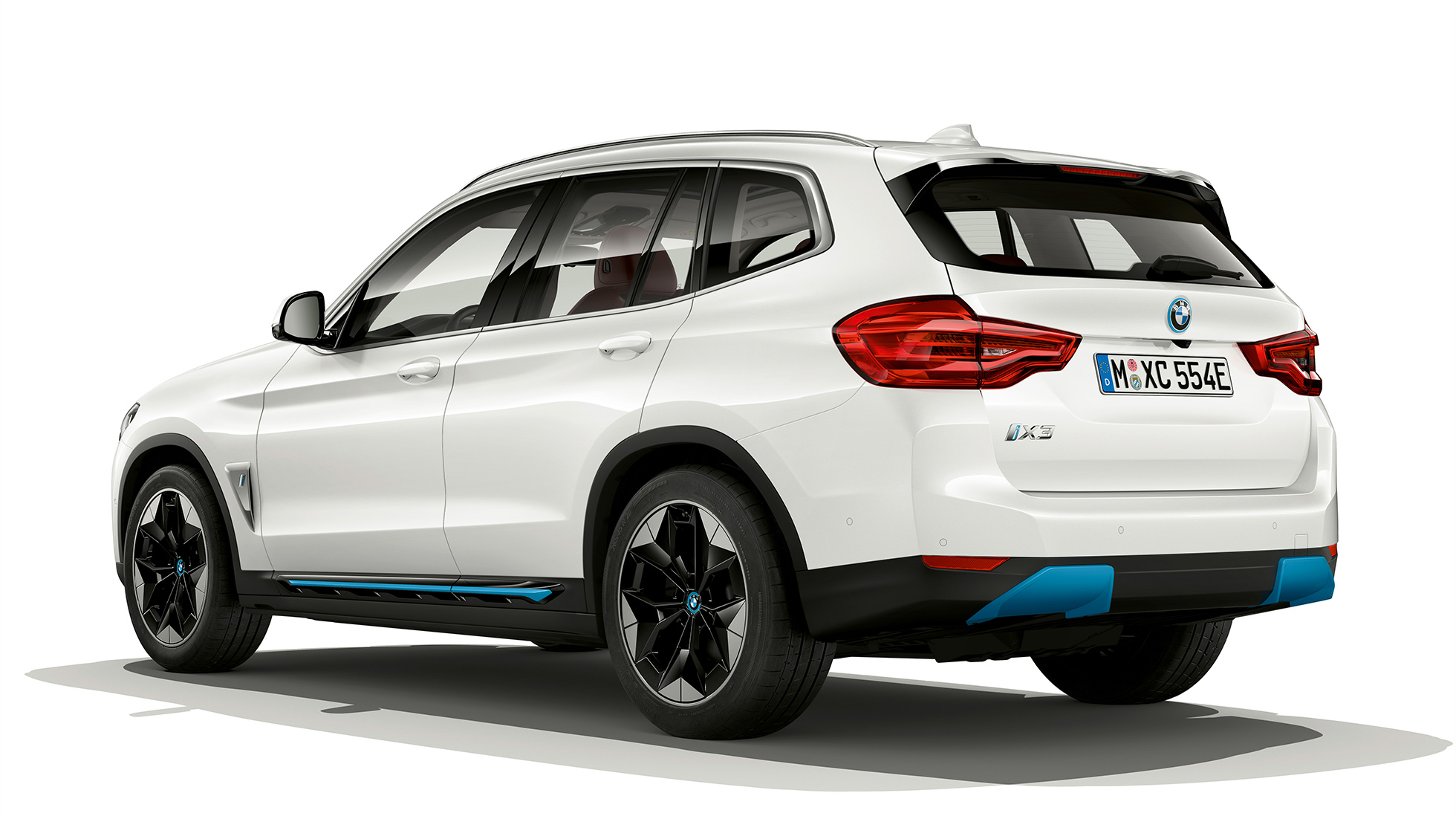 BMW iX3 G08 model „Impressive“ set bagfra let drejet BMW iX3 G08 2020 model „Impressive“ Mineral White metallic set bagfra let drejet