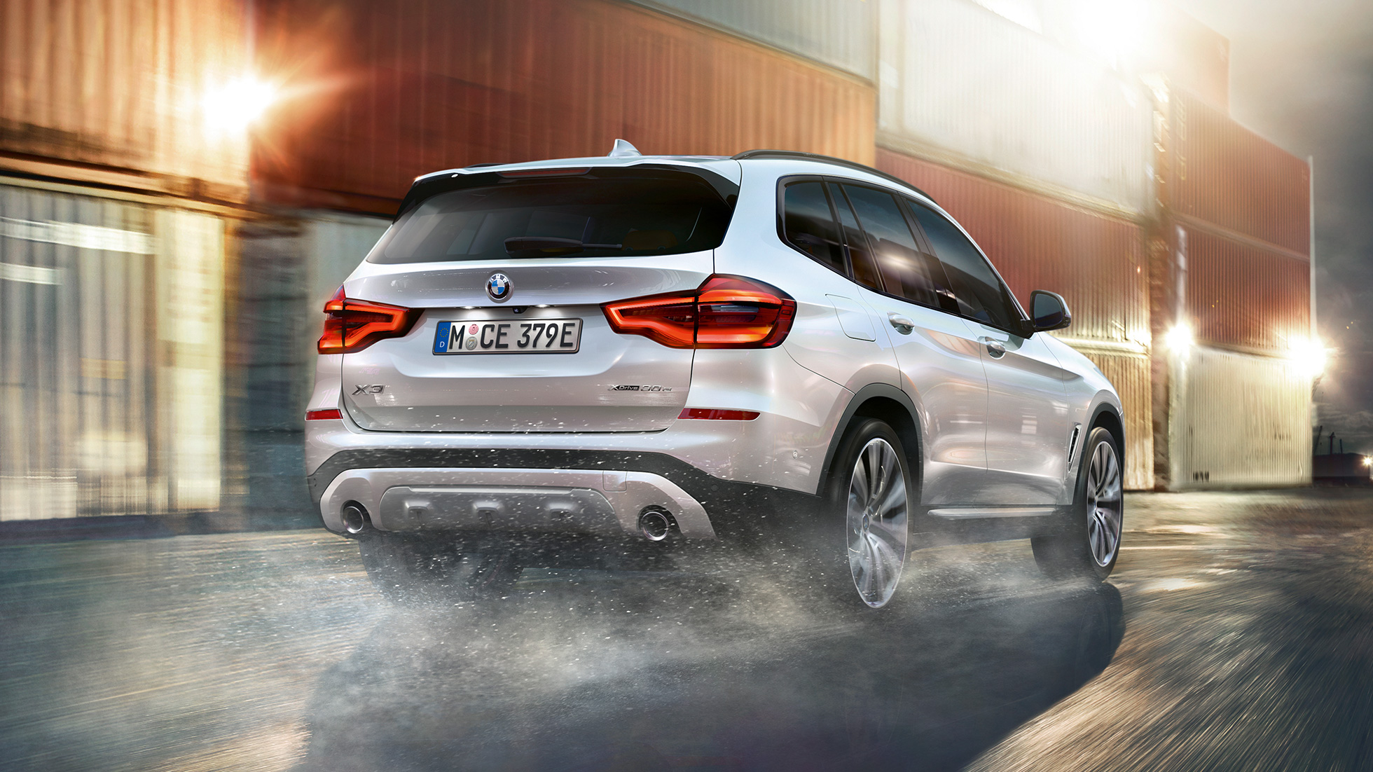 BMW X3 M40i, set bagfra, med emblem BMW X3 M40i, set bagfra, med emblem