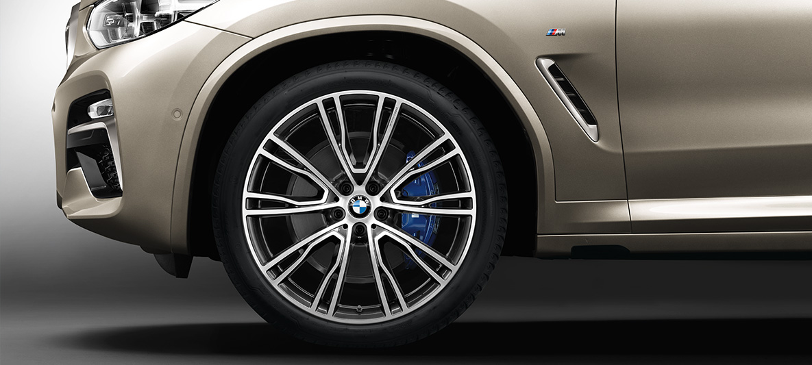 BMW X3, 21" BMW Individual letmetalfælge med V-eger 726 I BMW X3, 21" BMW Individual letmetalfælge med V-eger 726 I