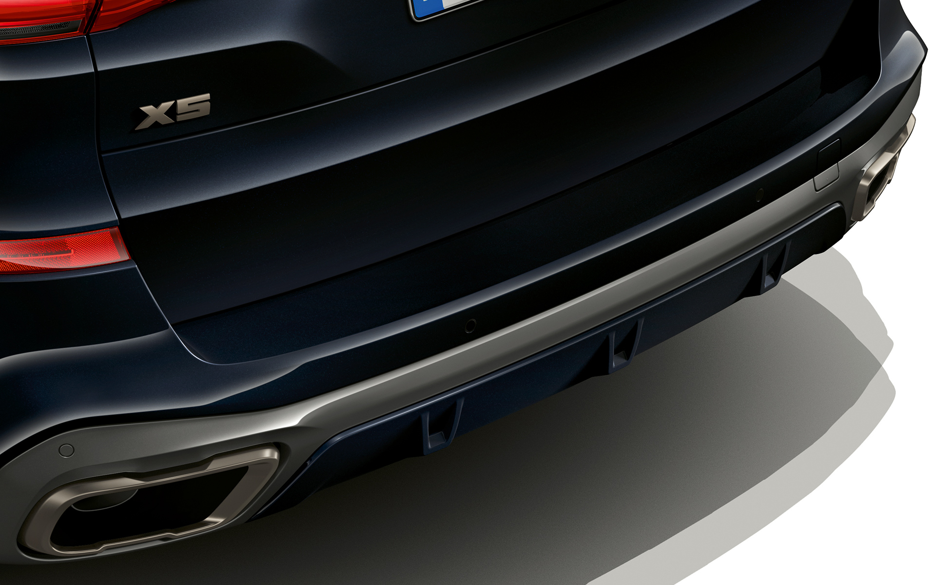 BMW X5 M50d udstødning M sportsudstødningen og diffusoren på BMW X5 M50d