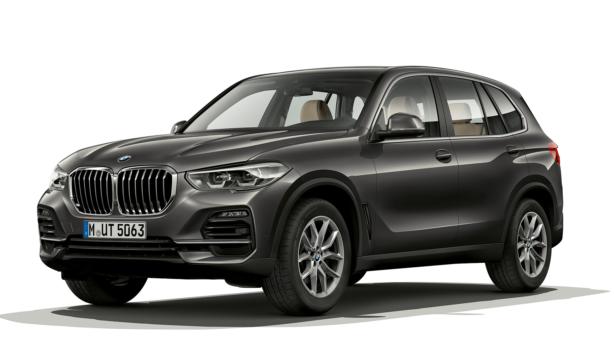 Basismodel BMW X5 xDrive30d set forfra let drejet Basismodel BMW X5 xDrive30d G05 2018 Sophisto Grey Brillant-effekt Metallic set forfra let drejet