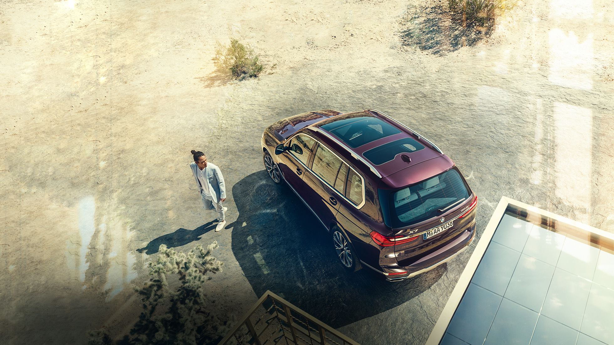 BMW Individual X7 xDrive40i, i fugleperspektiv BMW X7 i Ametrin Metallic stående stille, set i fugleperspektiv, G07 2019