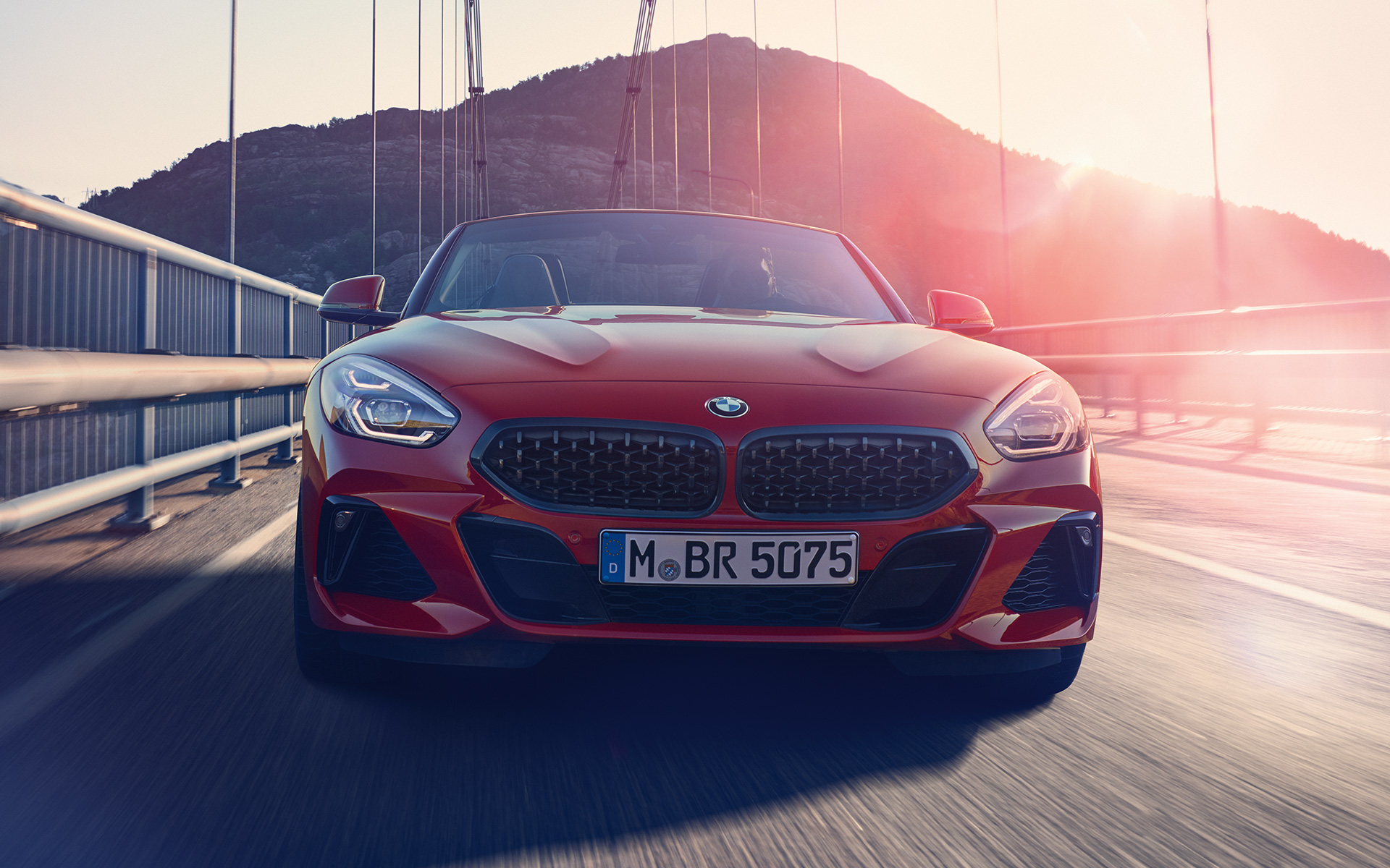 BMW Z4 roadster (G29) set forfra på en bro