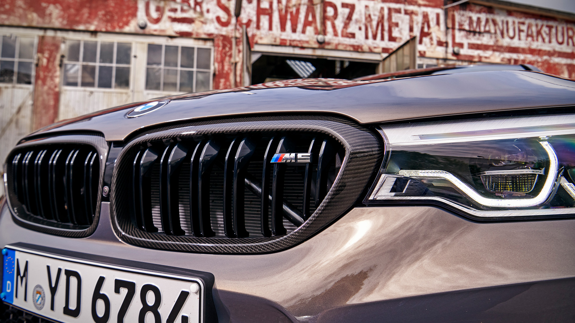 BMW M Performance frontgitter i kulfiber BMW M Performance design frontgitter i kulfiber
