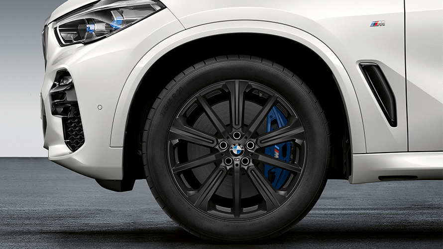 20" M letmetalfælge med stjerneeger 748 M i Jet Black mat BMW M Performance Parts 20" M letmetalfælge med stjerneeger 748 M i Jet Black mat