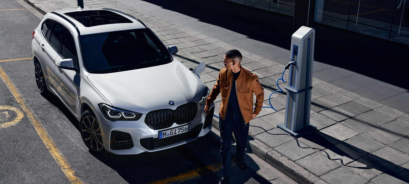 HYBRID THINKING TAKES YOU FURTHER BMW X3 xDrive 30e - Plug-in Hybrid