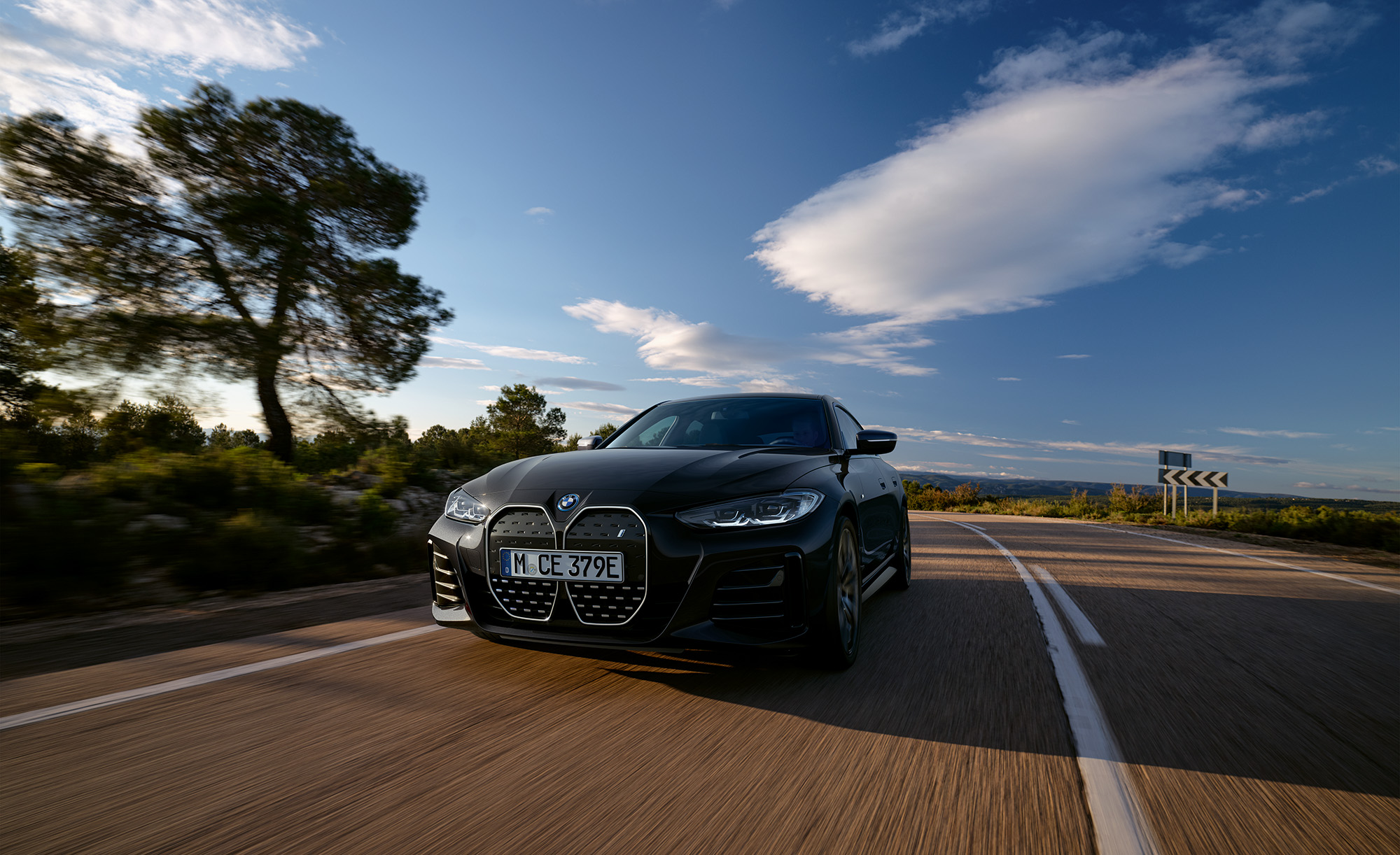 BMW i4