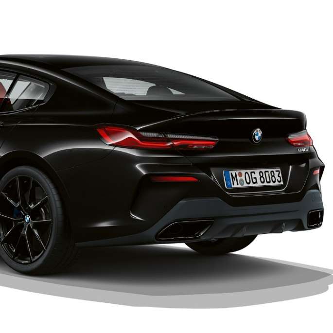 BMW 8-serie Gran Coupé, M Sportspakke, set bagfra let drejet